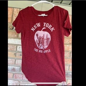 Red Tailgate New York big apple shirt